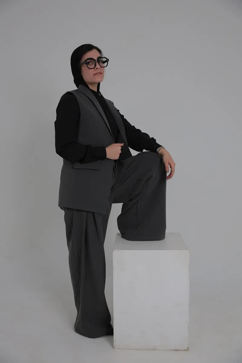 Contour V-Suit thumbnail 4
