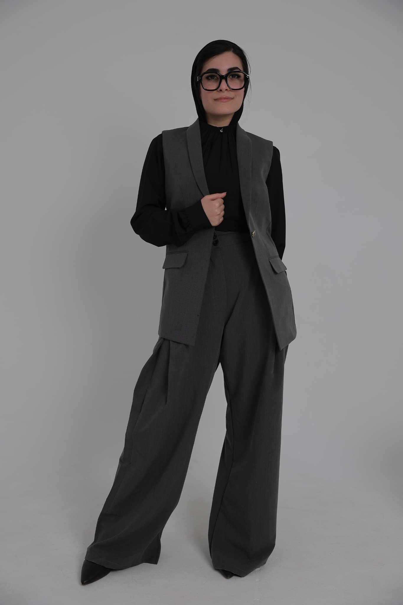 Presence Curvy V. Suit thumbnail 2