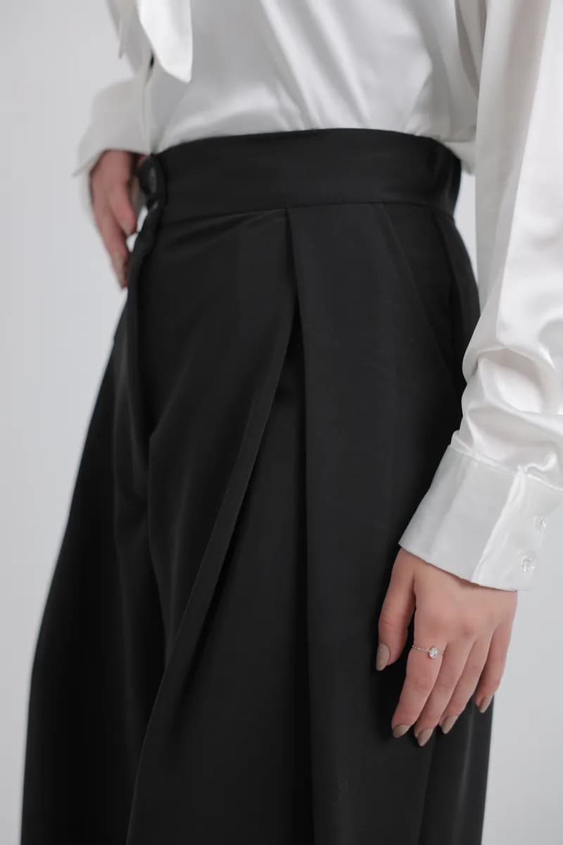 Black Wide Leg Pants thumbnail 4