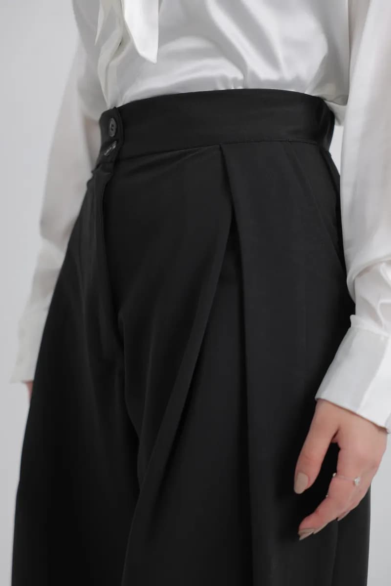 Black Wide Leg Pants thumbnail 3