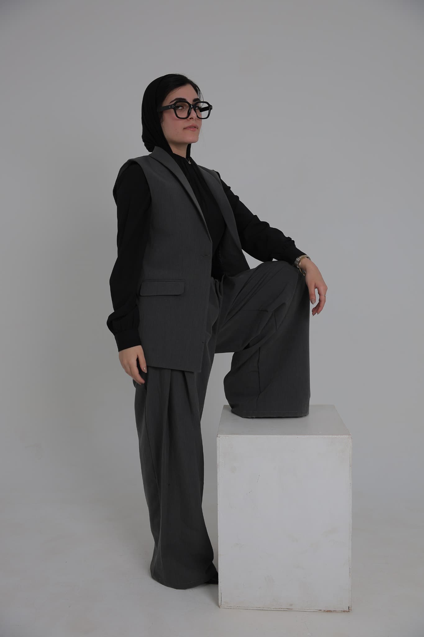 Presence Curvy V. Suit thumbnail 5