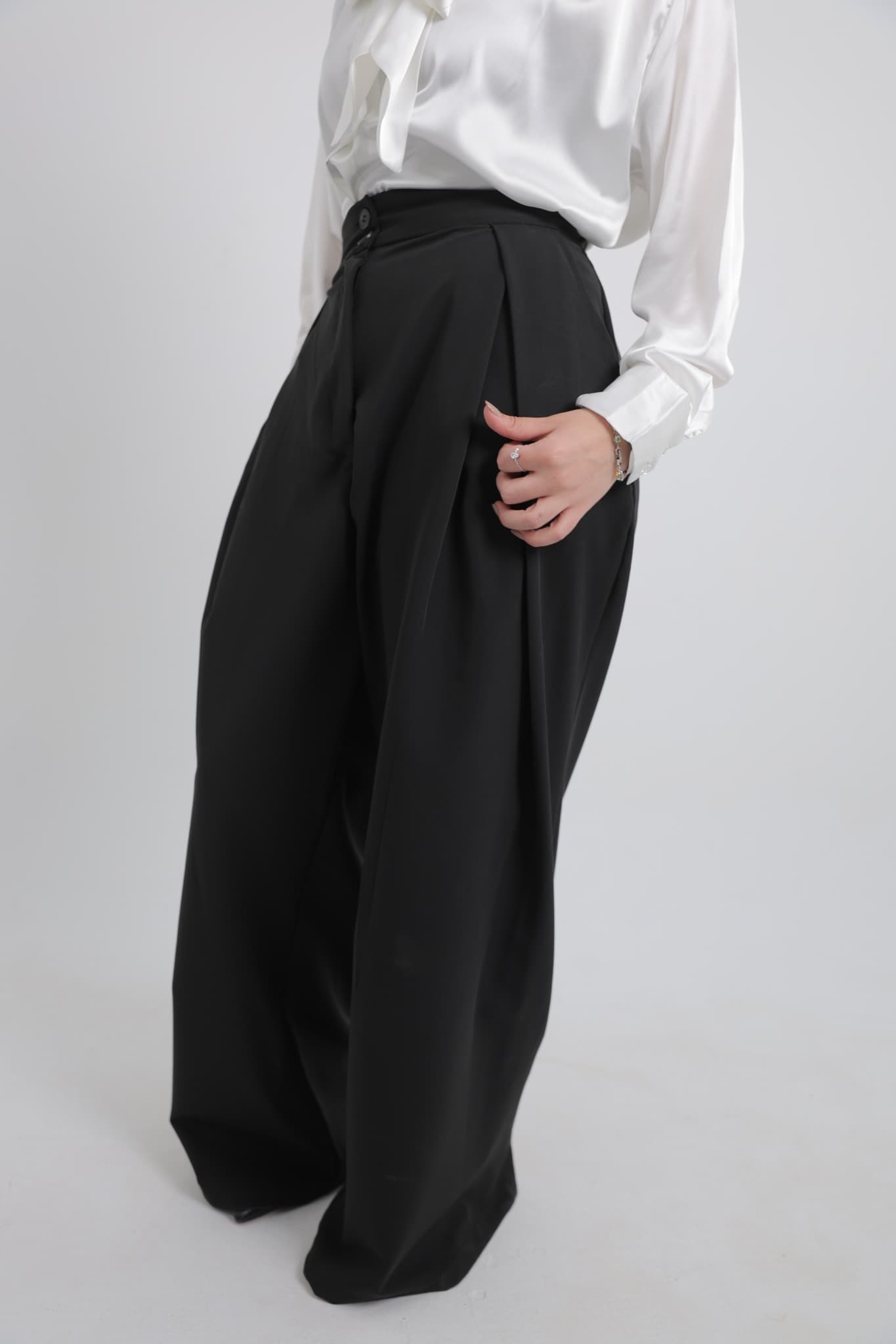 Presence Curvy V. Pant thumbnail 11