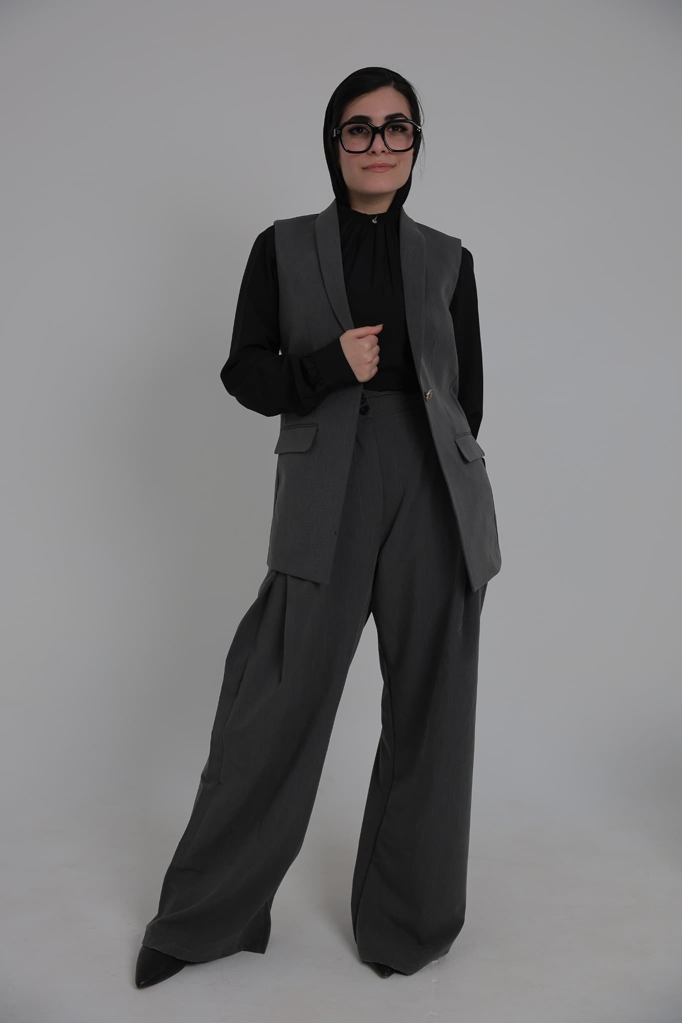 Presence Curvy V. Suit