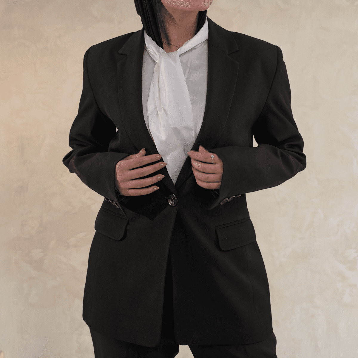 Presence Classic Suit
